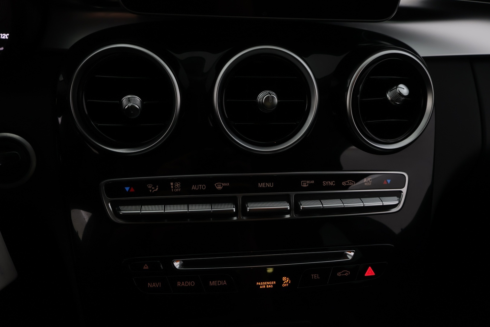 MERCEDES-BENZ C 2015