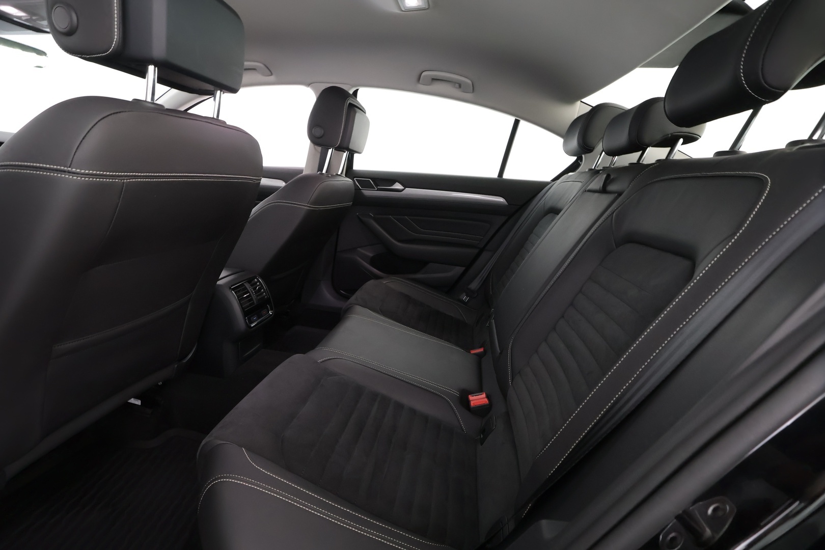 VOLKSWAGEN Passat 2020