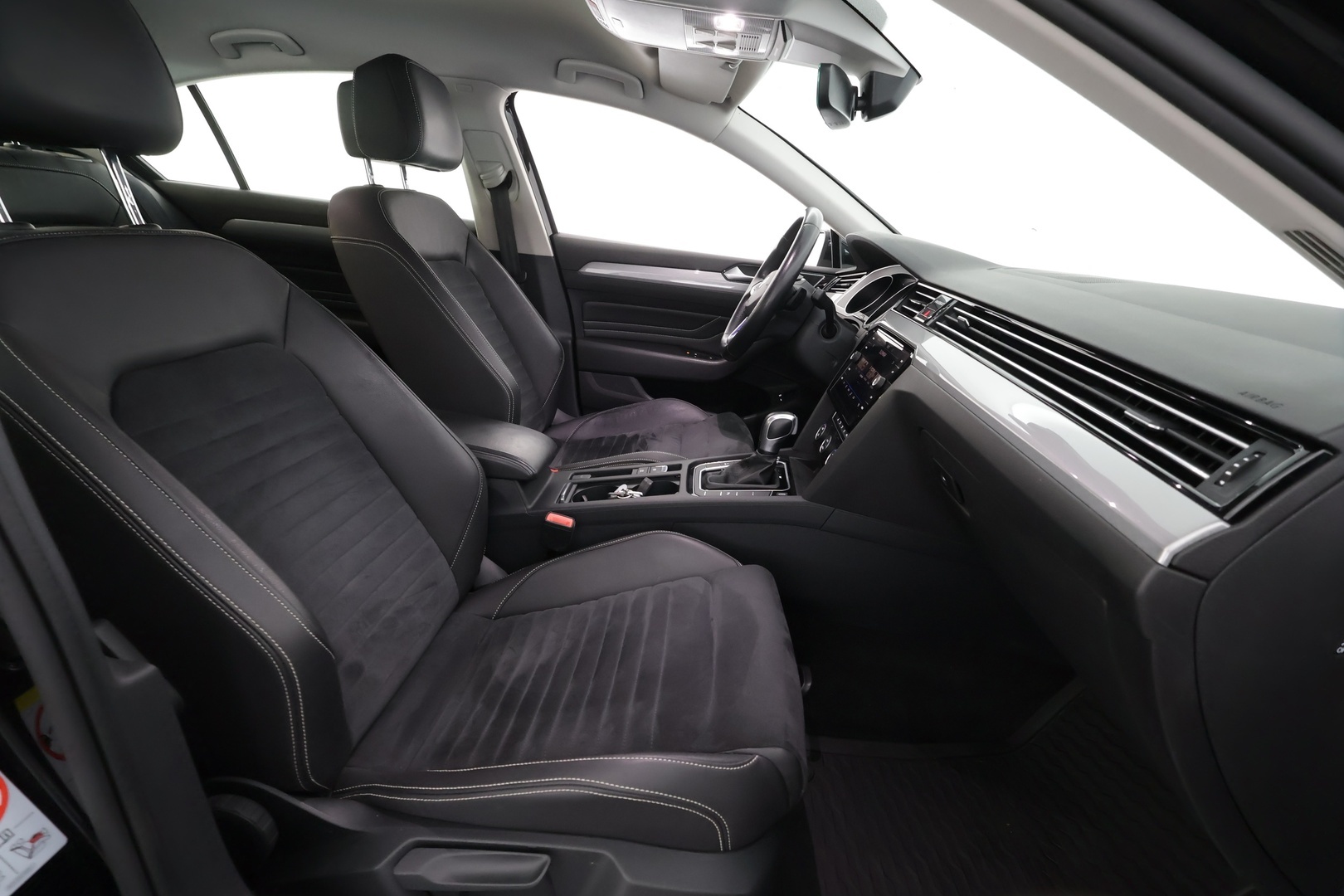 VOLKSWAGEN Passat 2020