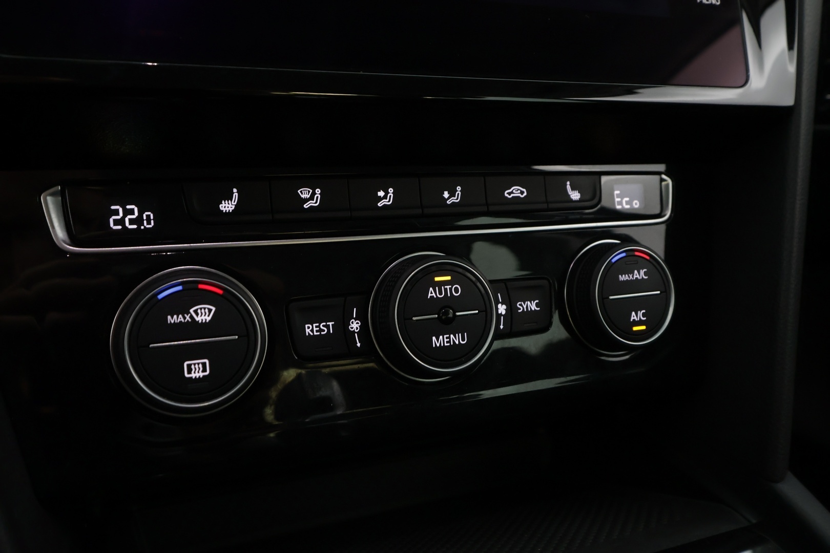VOLKSWAGEN Passat 2020