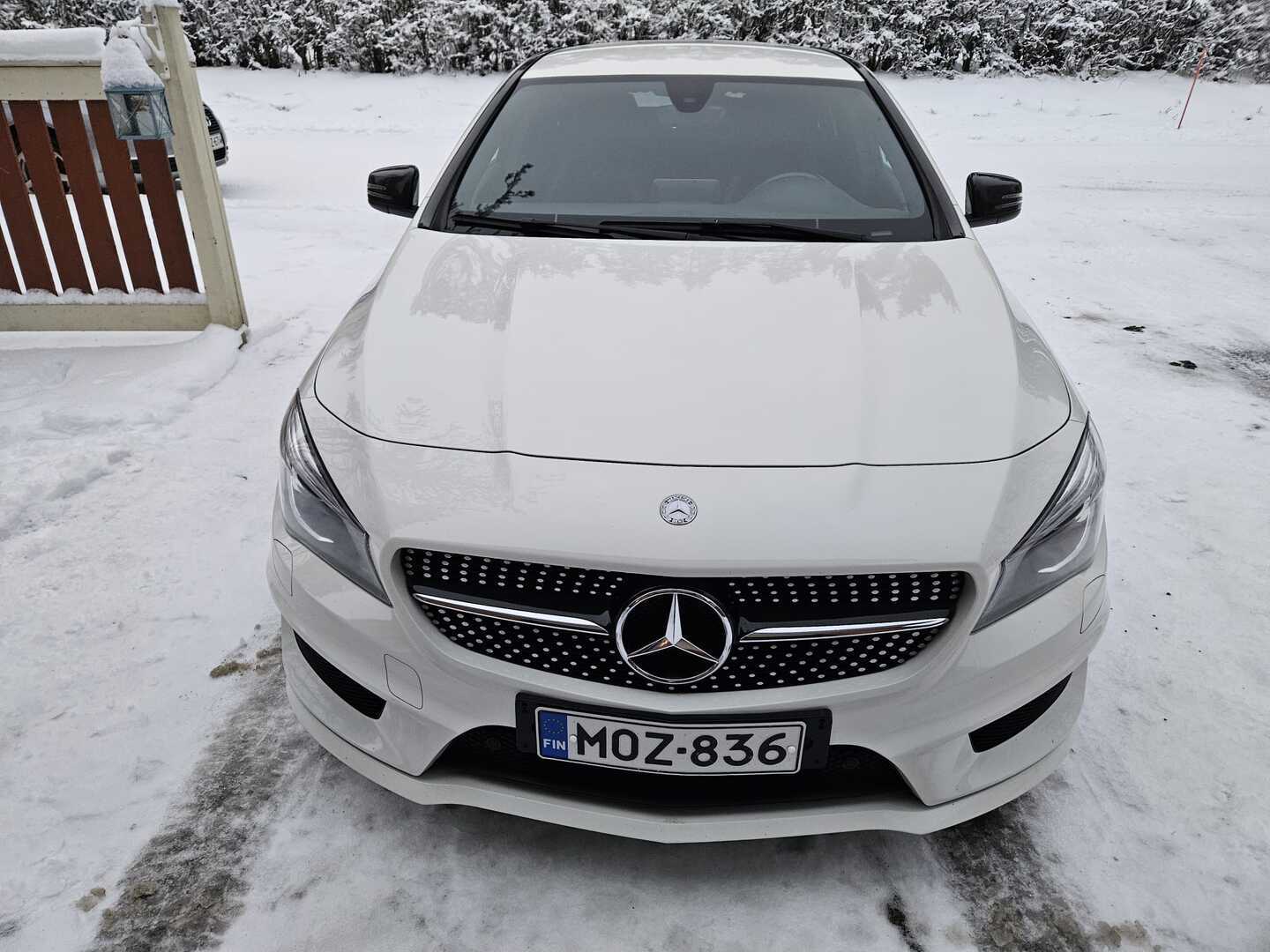 MERCEDES-BENZ CLA 2016