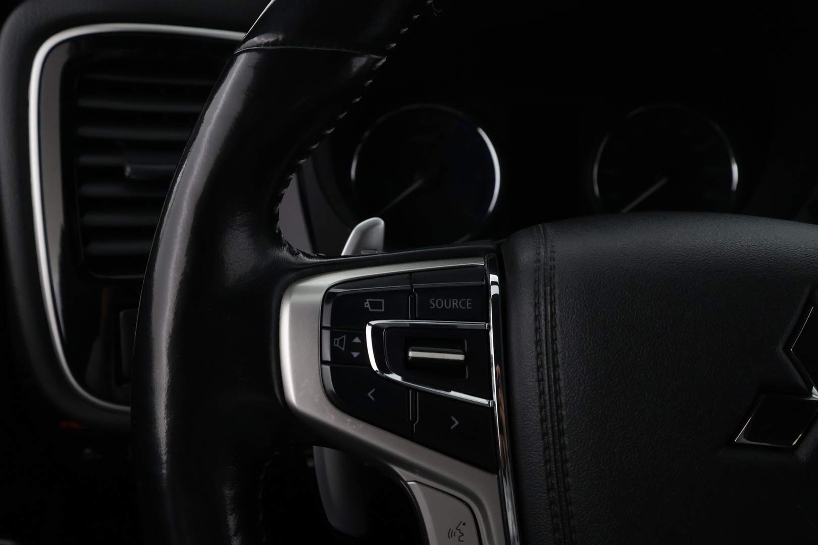 MITSUBISHI Outlander PHEV 2020