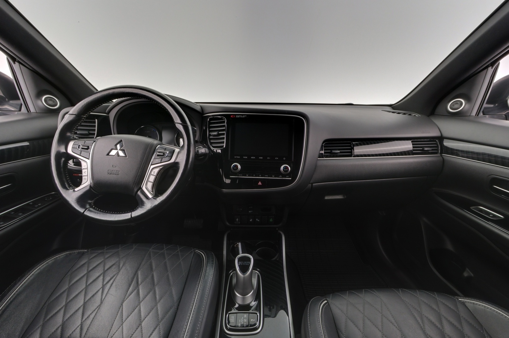 MITSUBISHI Outlander PHEV 2020