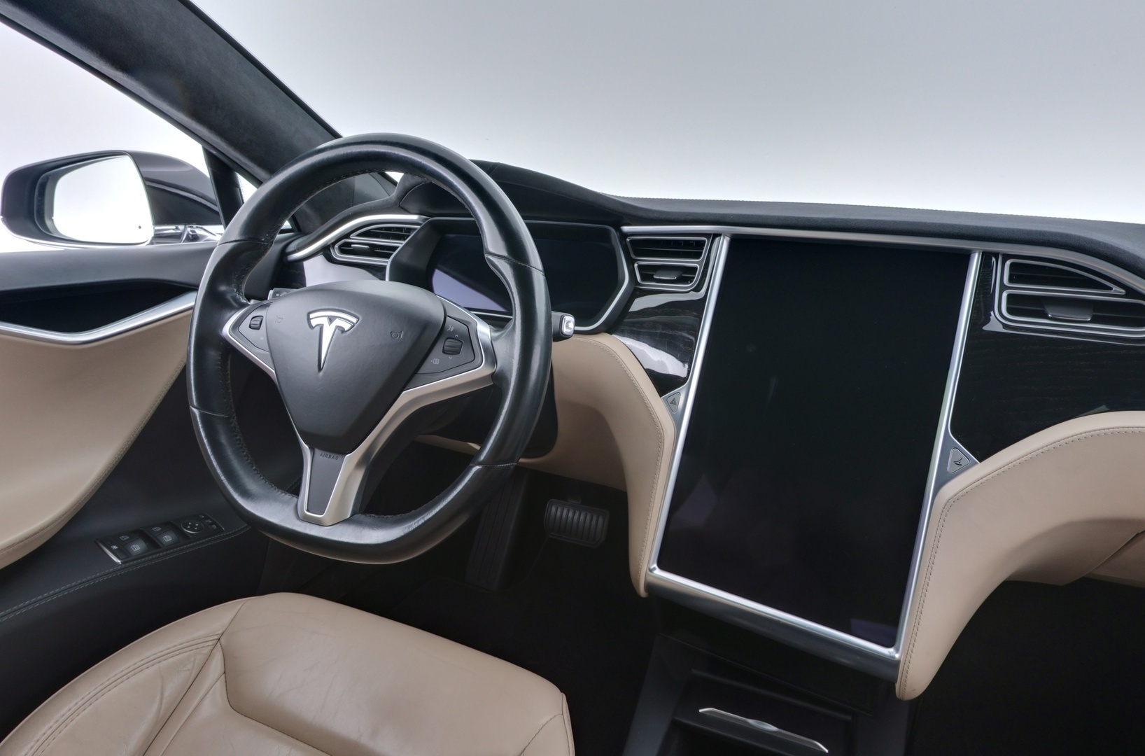 TESLA Model S 2016