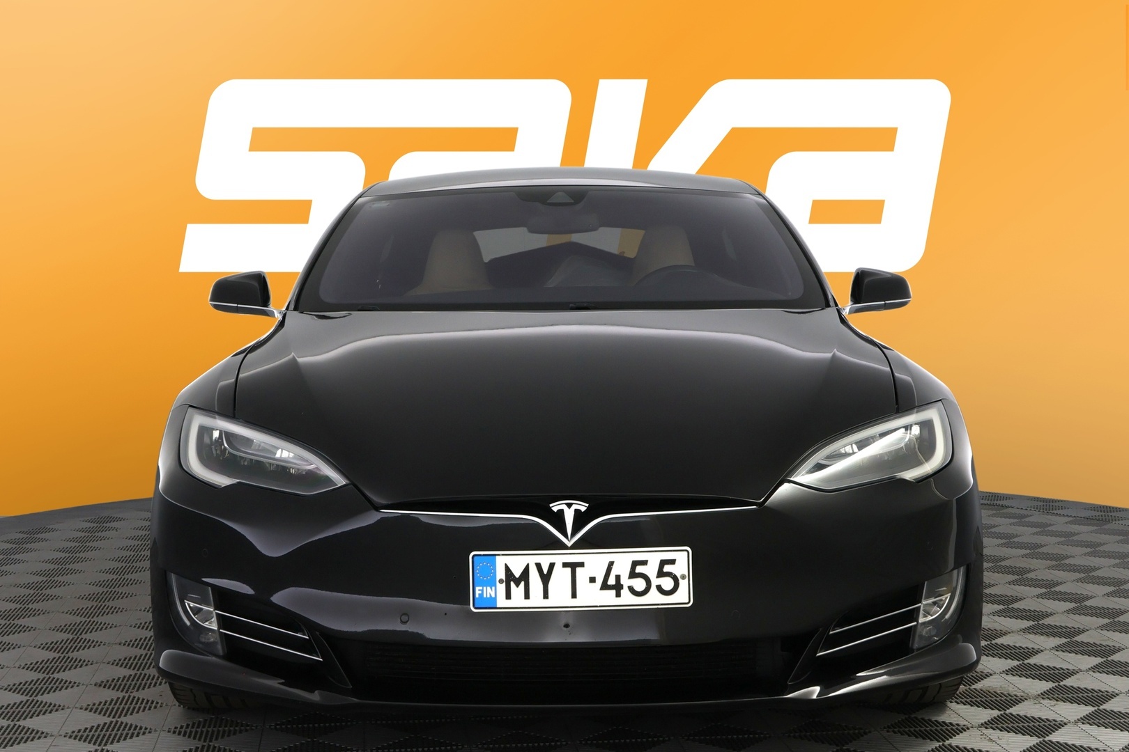TESLA Model S 2016