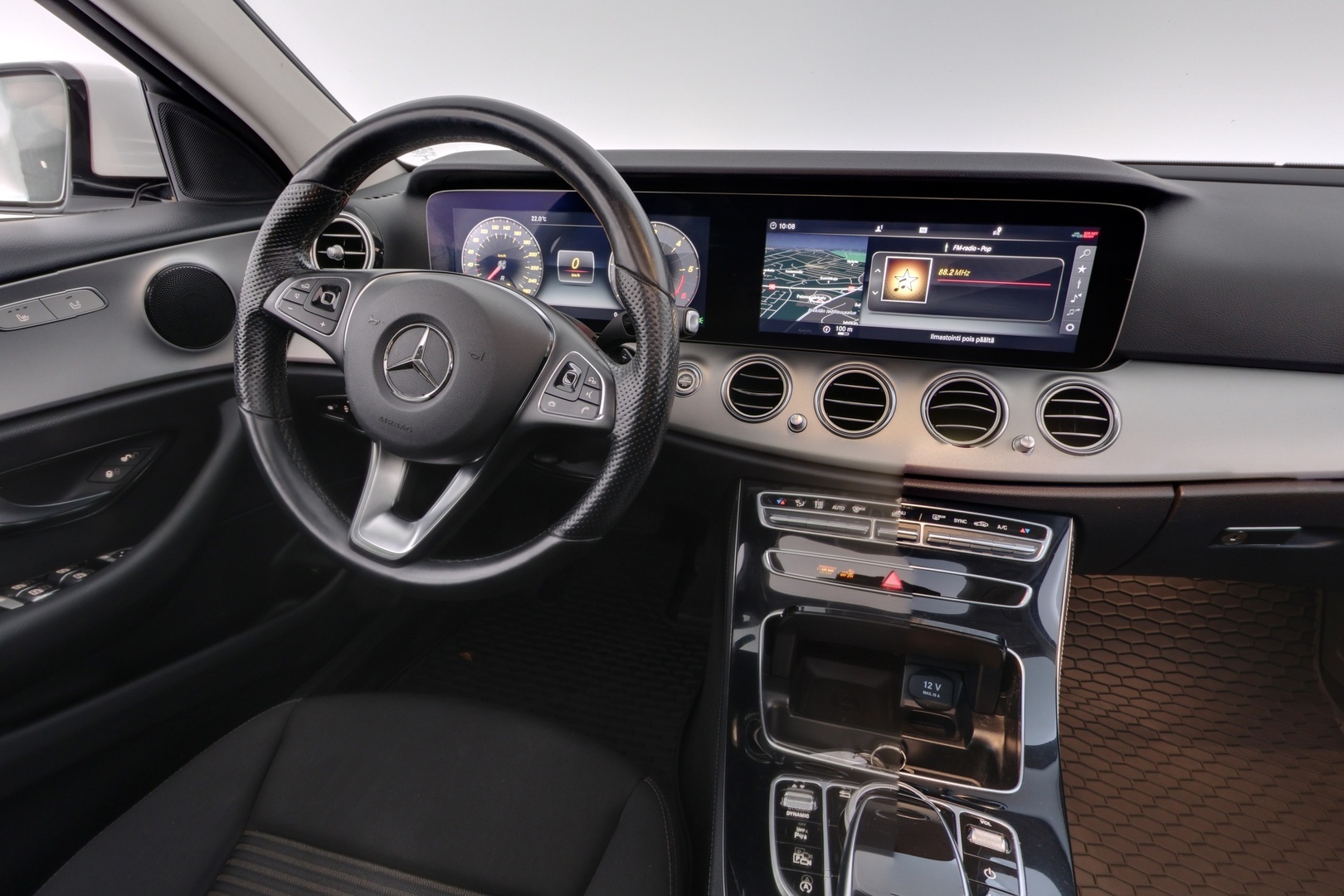 MERCEDES-BENZ E 2018