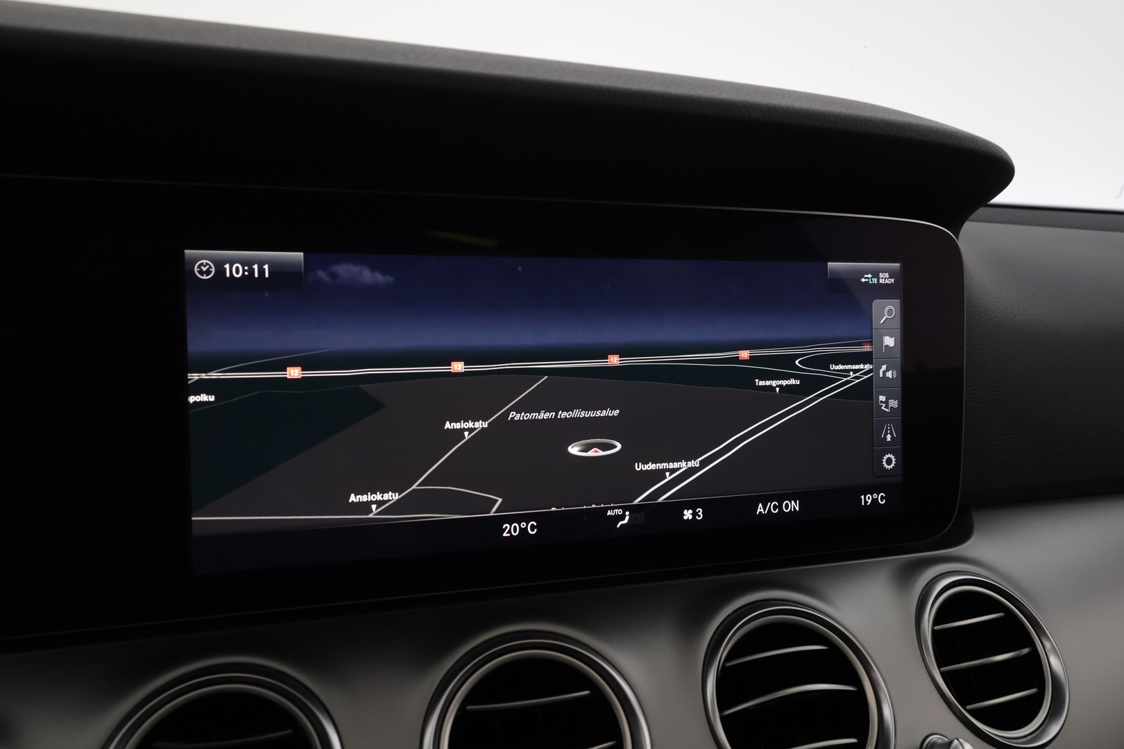 MERCEDES-BENZ E 2018