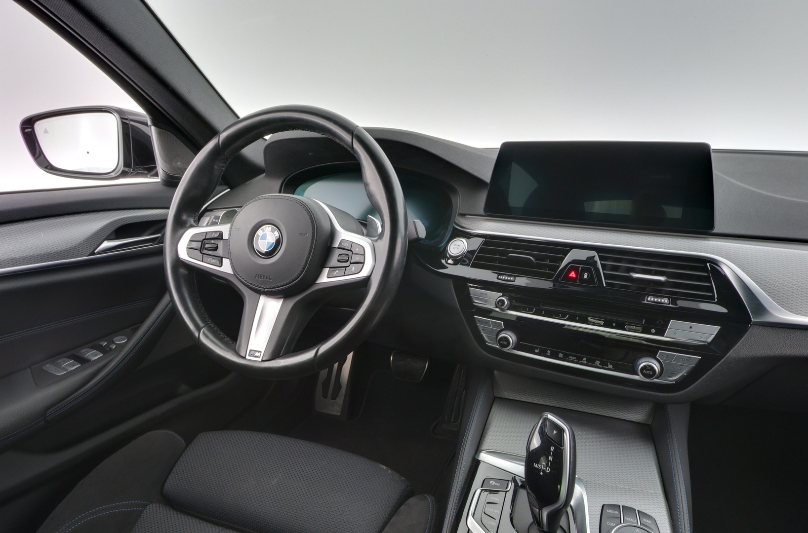 BMW 530 2019