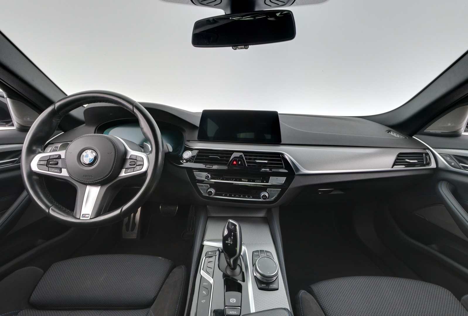 BMW 530 2019