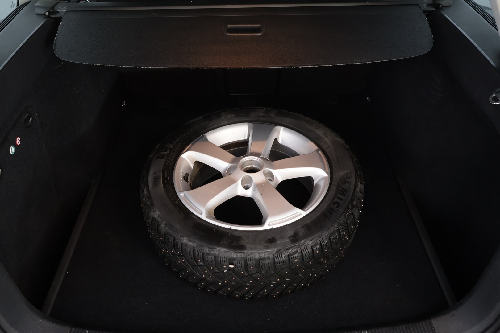 VOLKSWAGEN Golf 2011