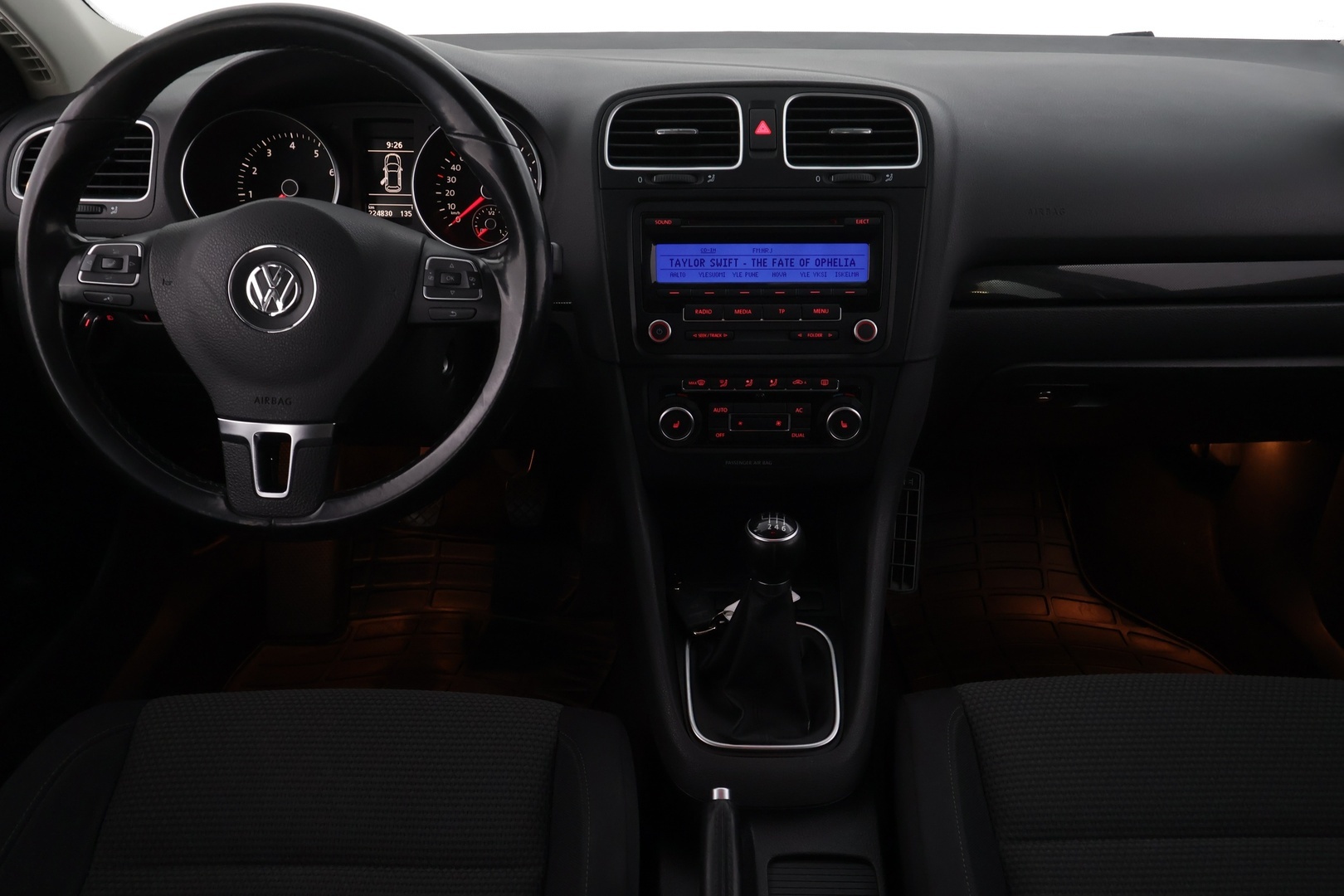 VOLKSWAGEN Golf 2011