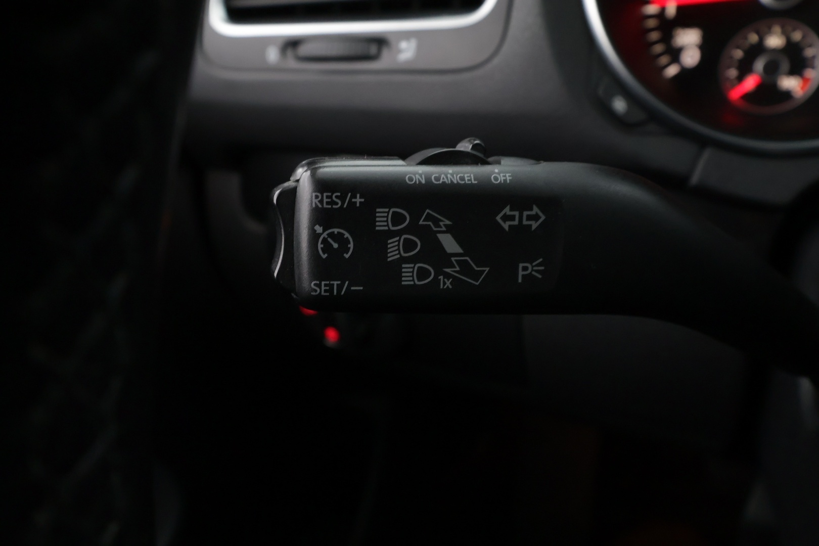 VOLKSWAGEN Golf 2011