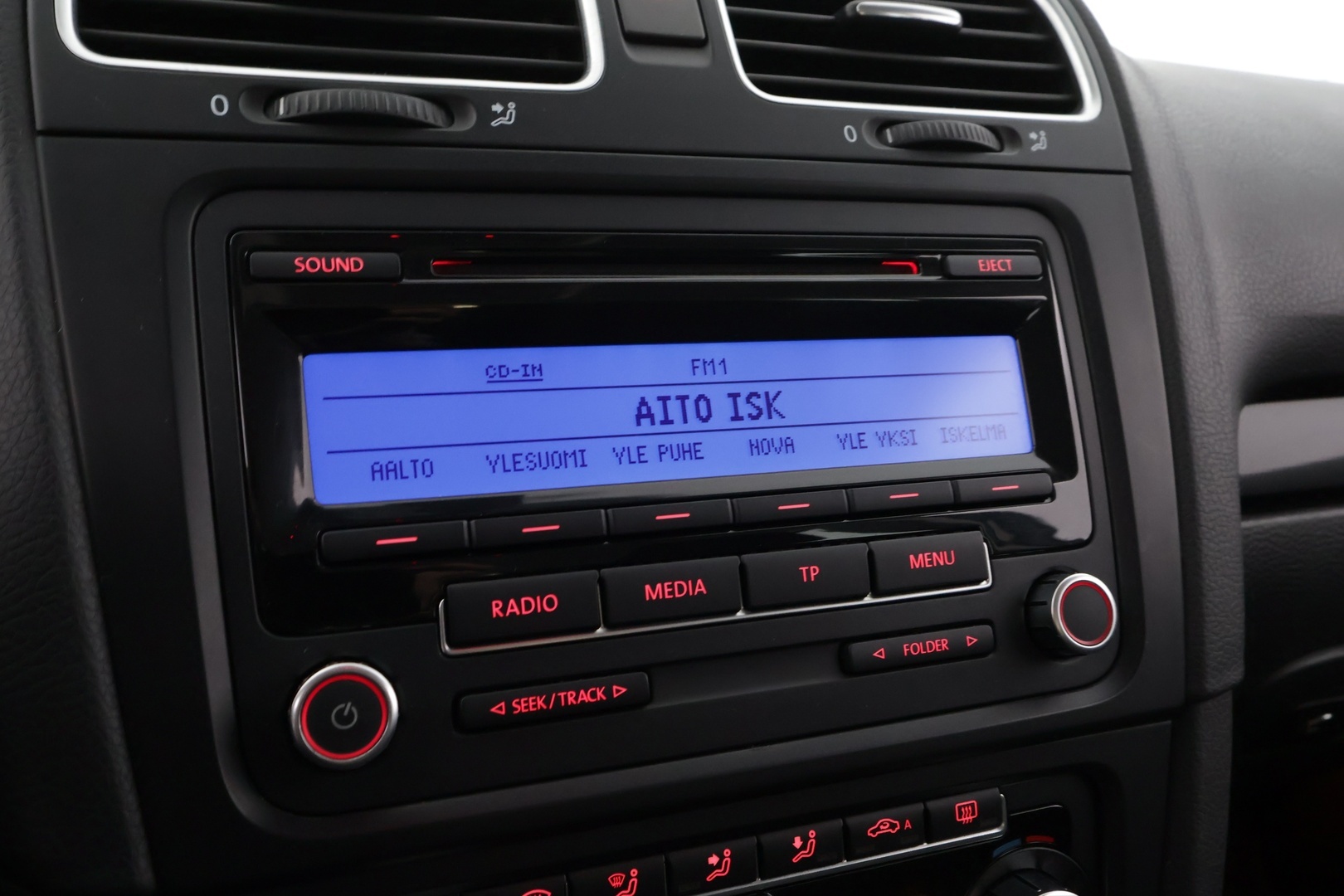 VOLKSWAGEN Golf 2011