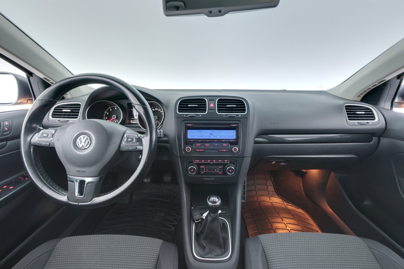 VOLKSWAGEN Golf 2011