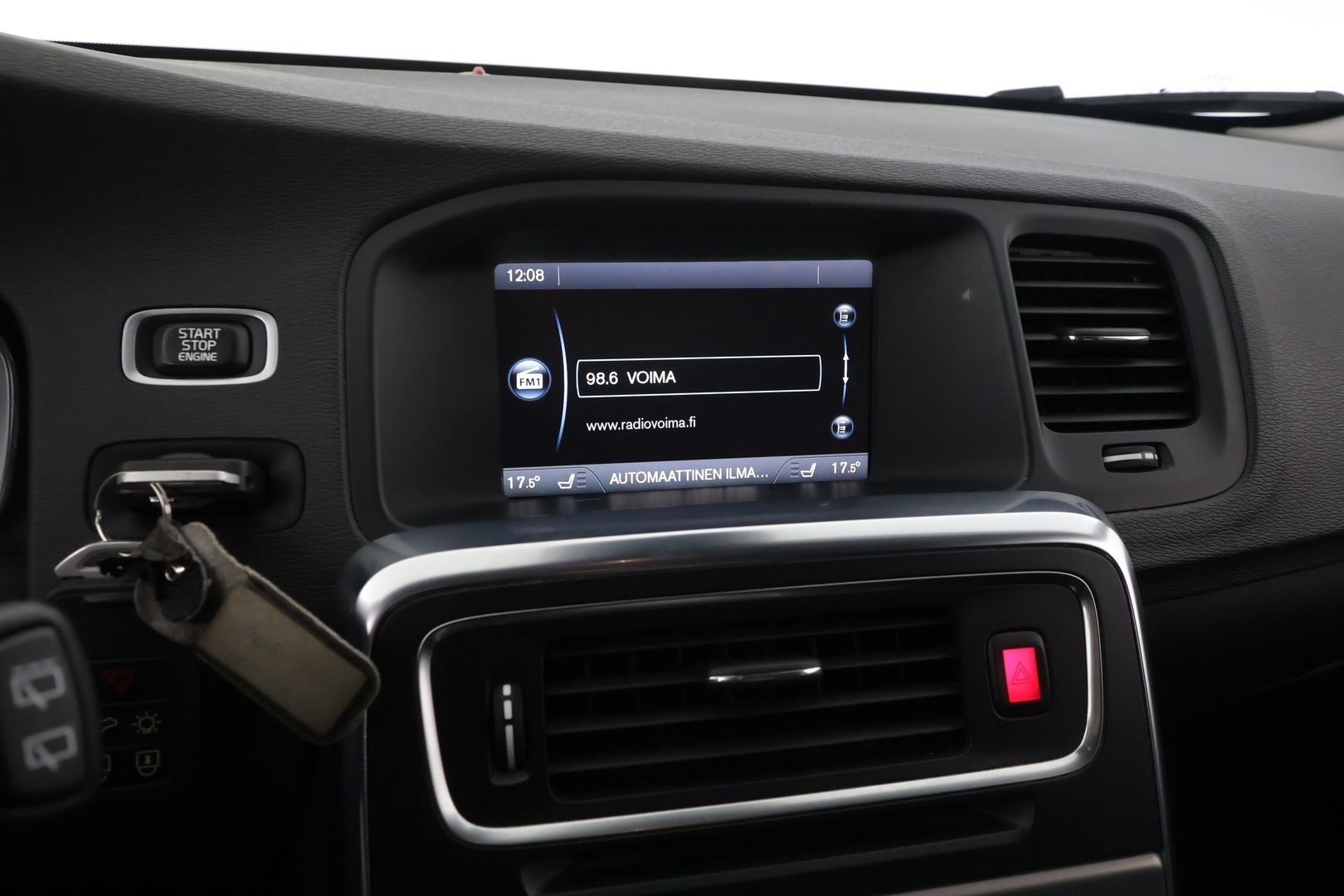 VOLVO V60 2014