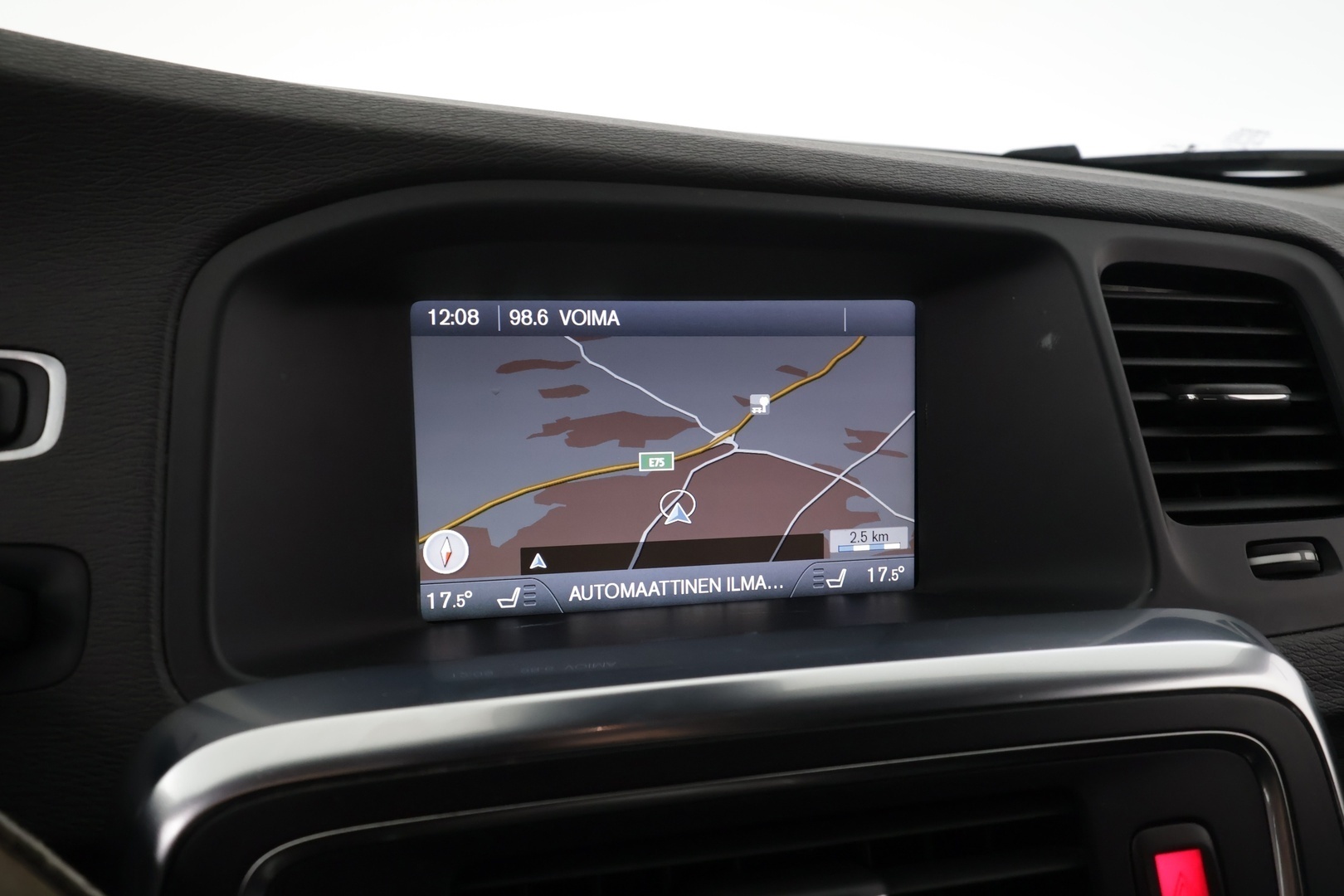 VOLVO V60 2014