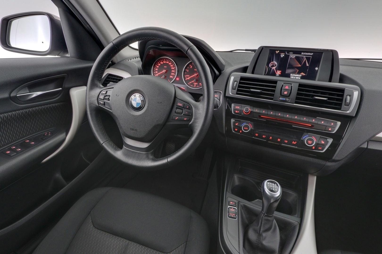 BMW 120 2016