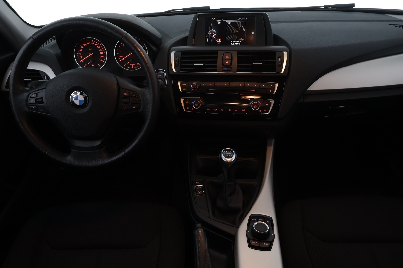 BMW 120 2016