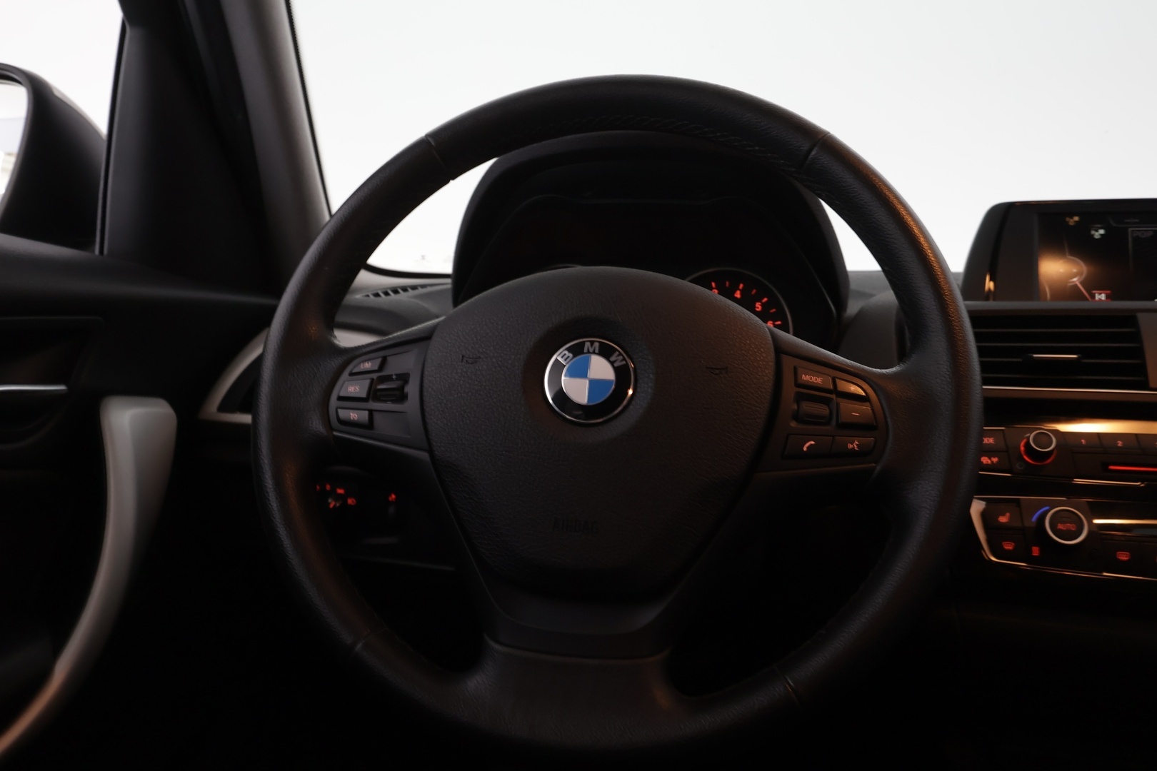 BMW 120 2016