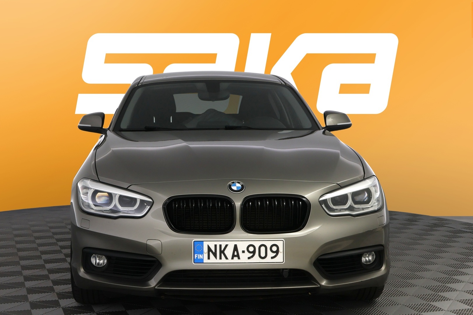 BMW 120 2016