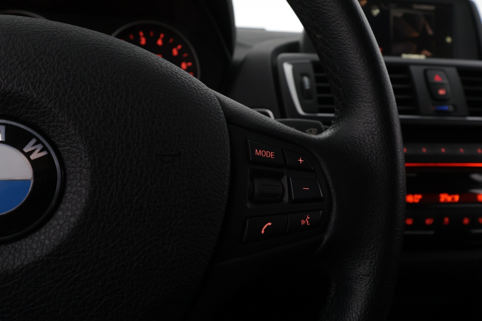 BMW 120 2016