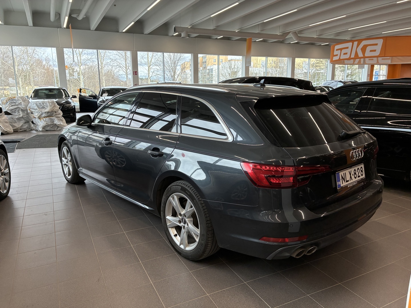 AUDI A4 2016