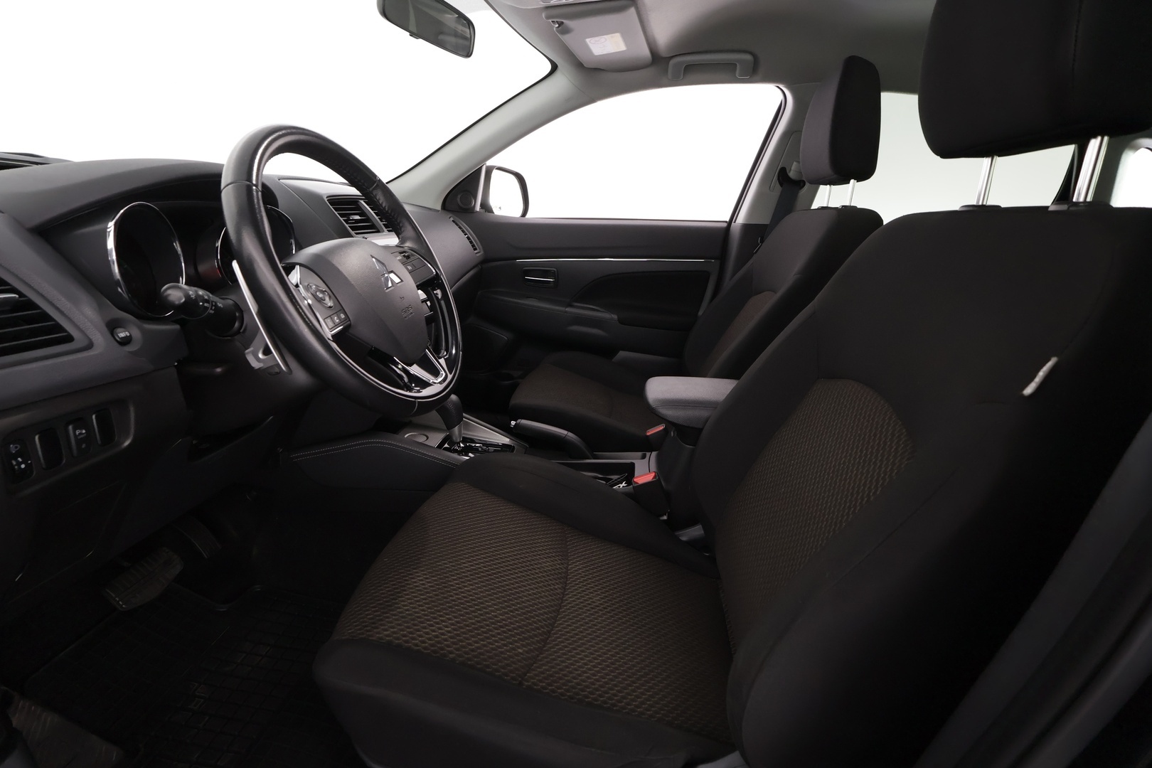 MITSUBISHI ASX 2020