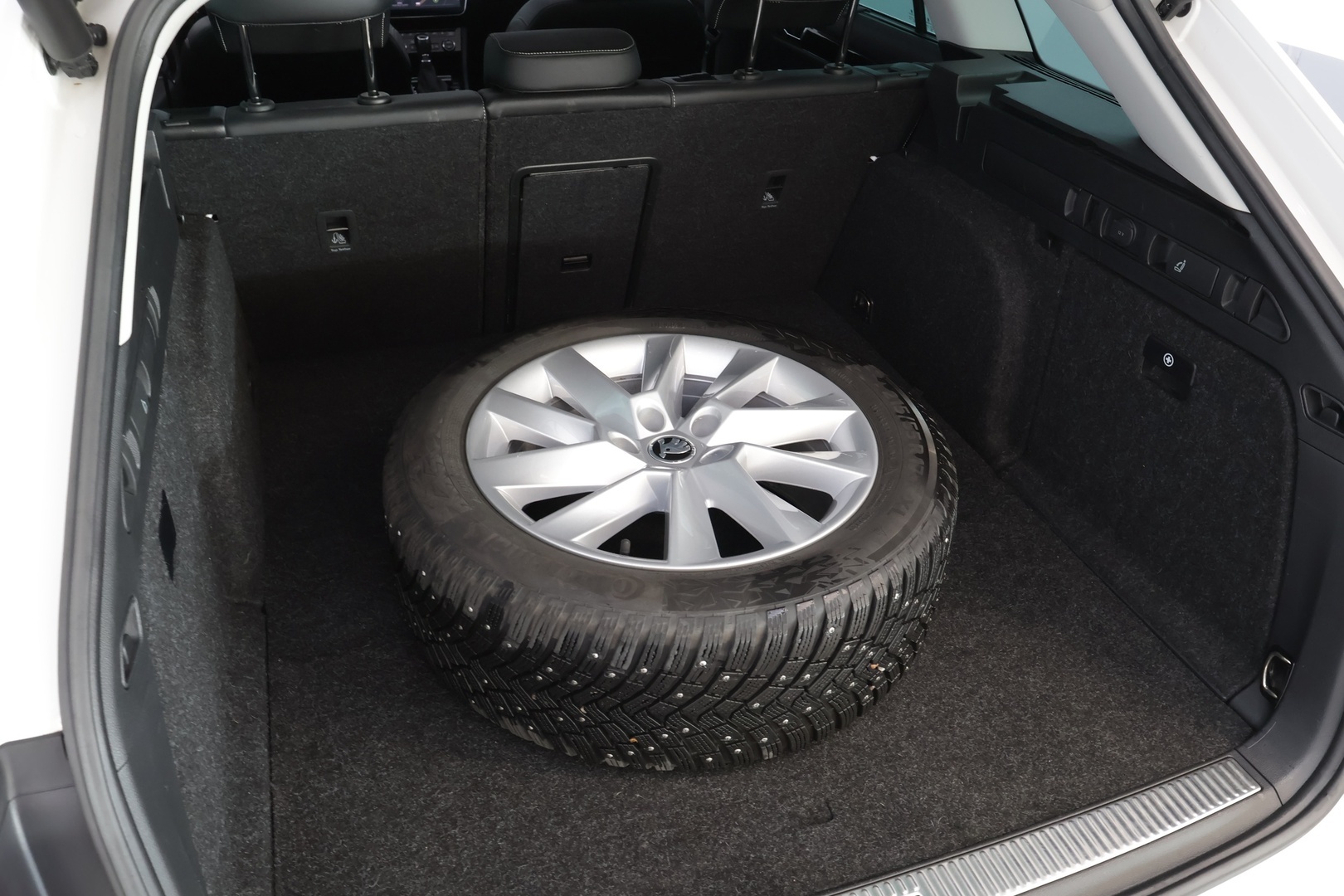 SKODA Superb 2021