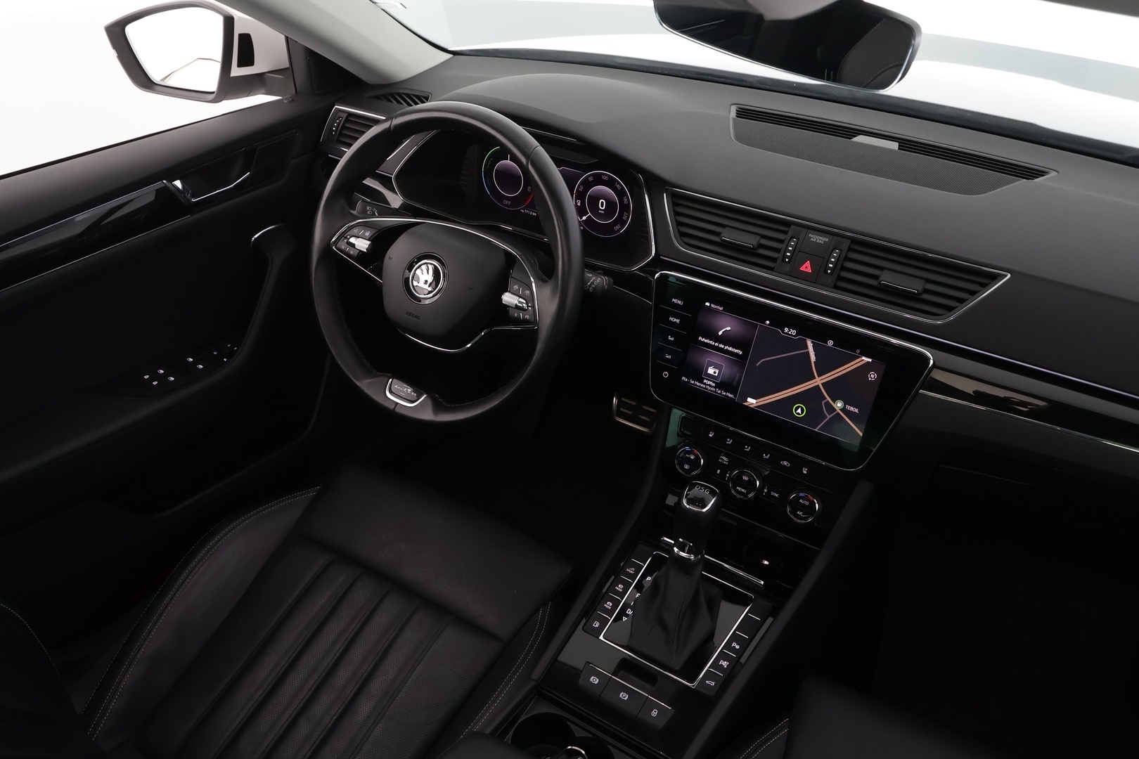 SKODA Superb 2021
