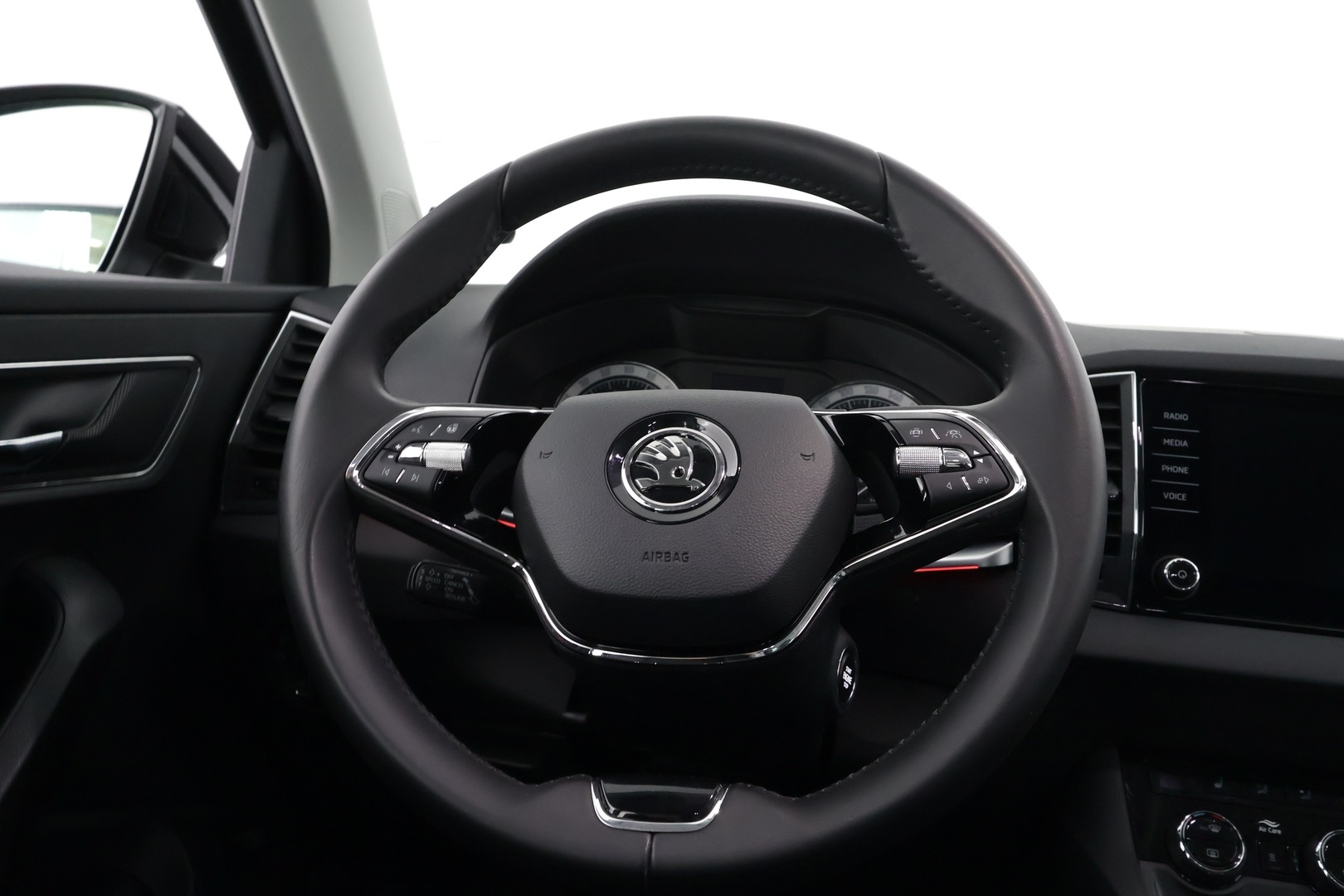 SKODA Karoq 2021