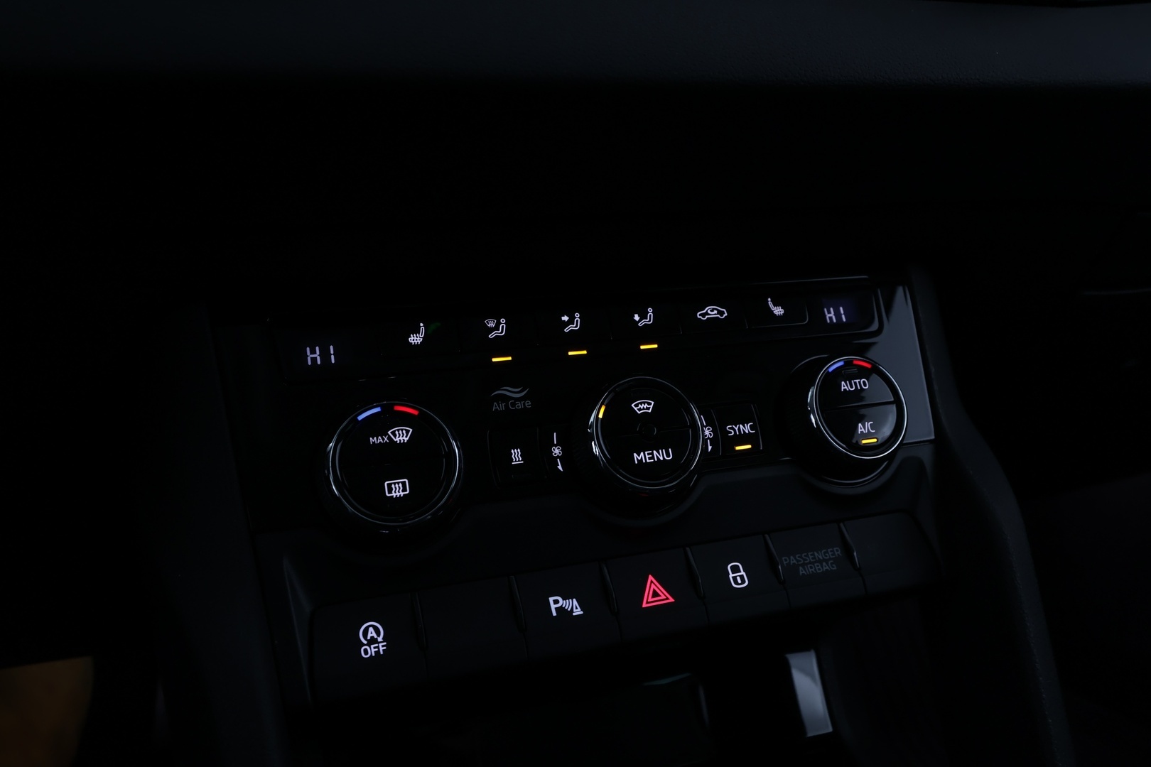 SKODA Karoq 2021