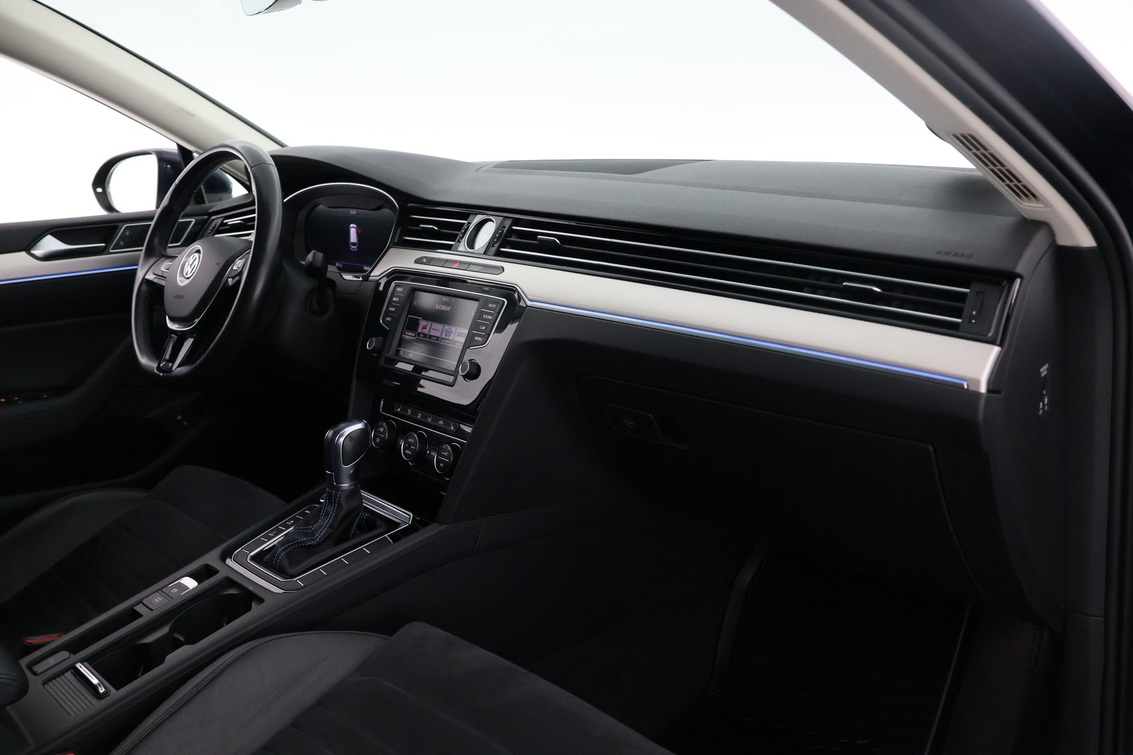 VOLKSWAGEN Passat 2017