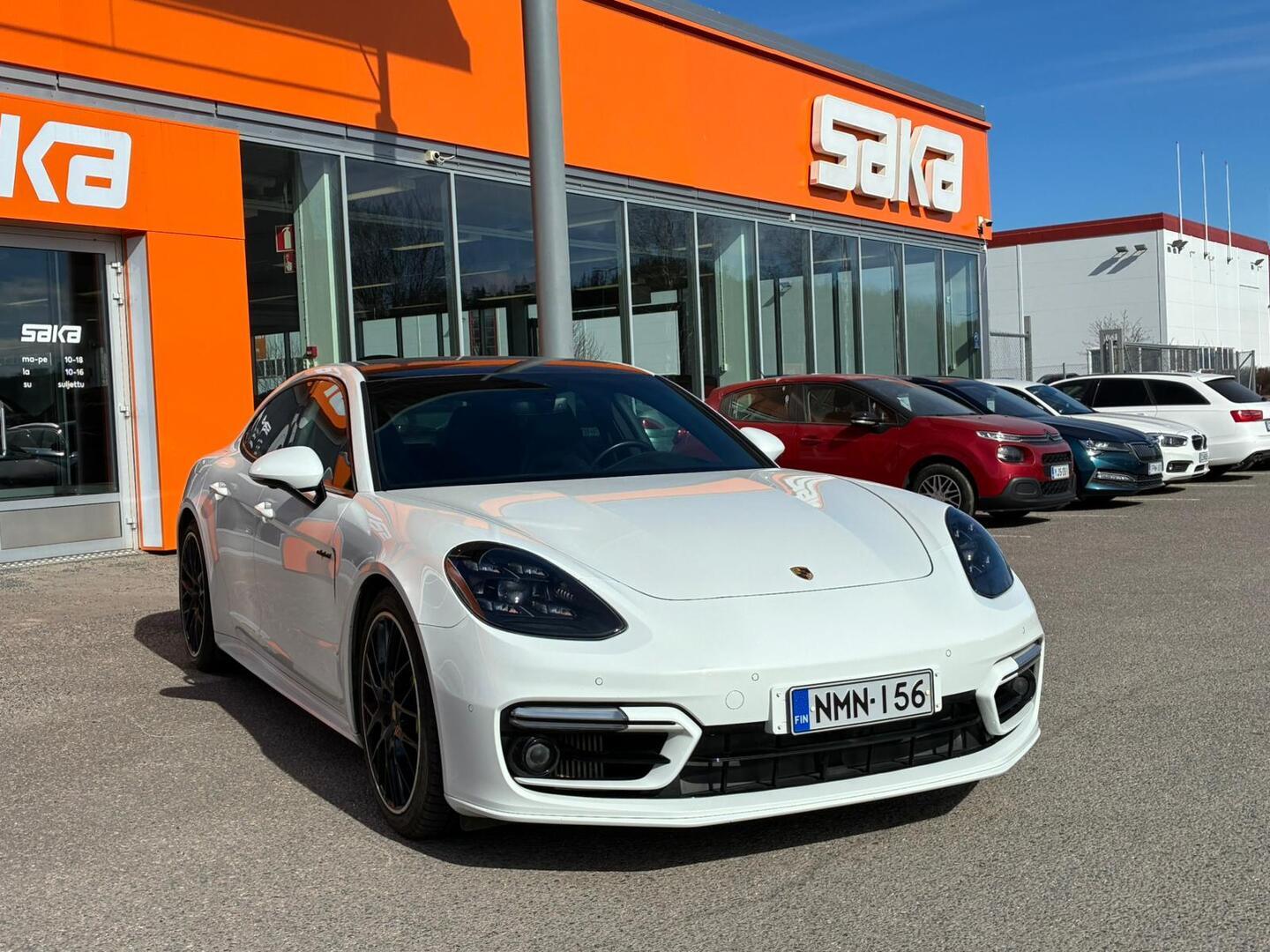 PORSCHE Panamera 2021