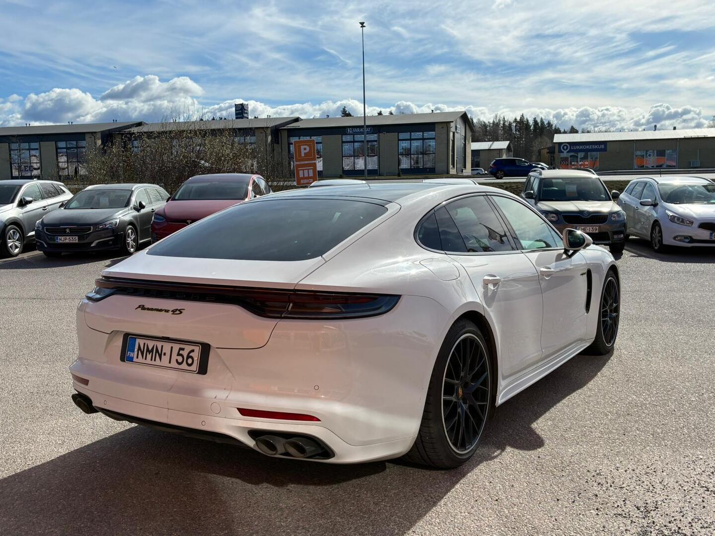 PORSCHE Panamera 2021