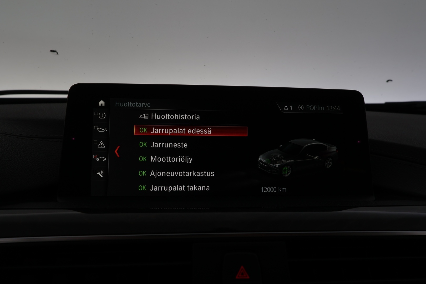 BMW 330 2018