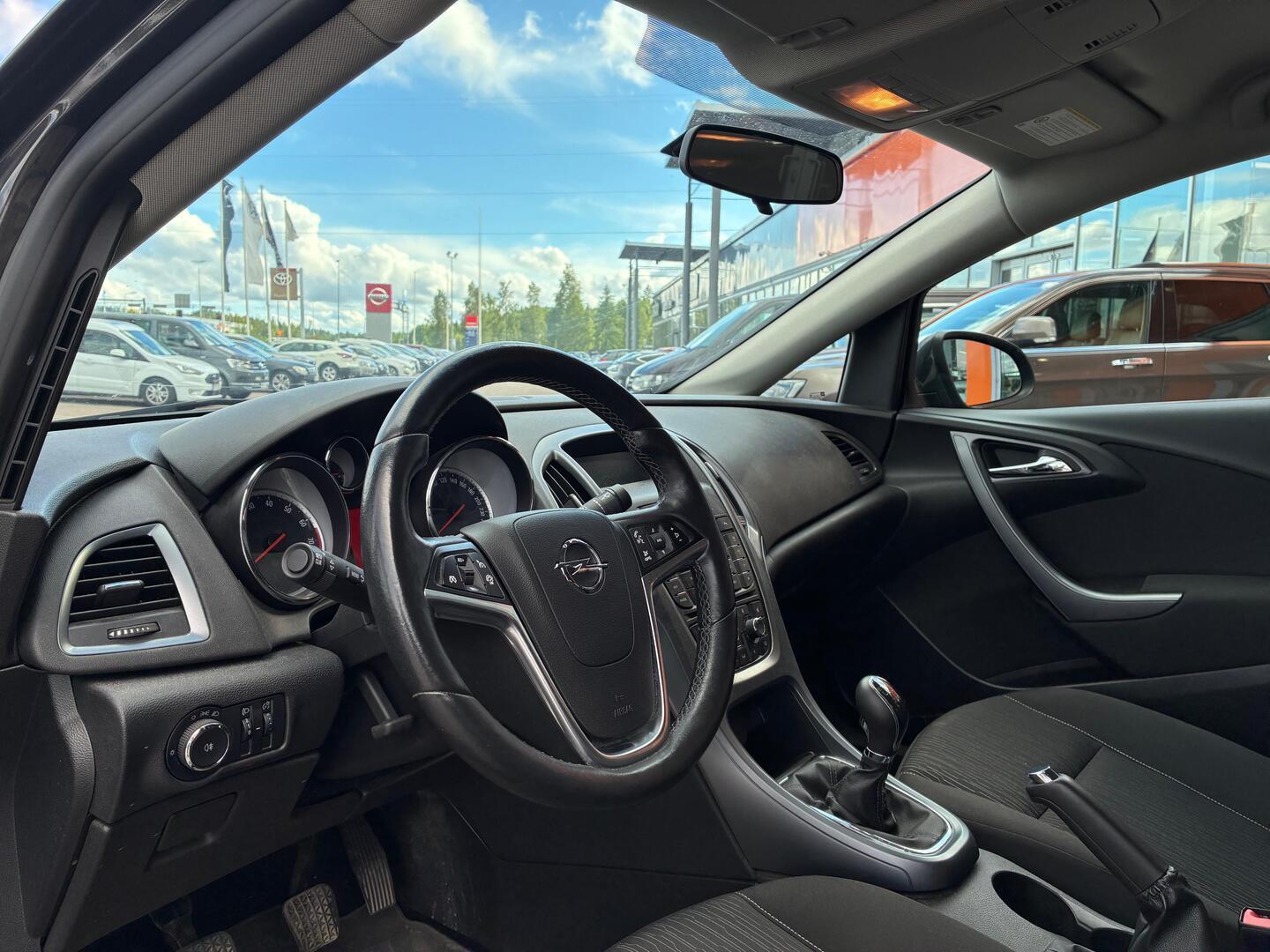 OPEL Astra 2013