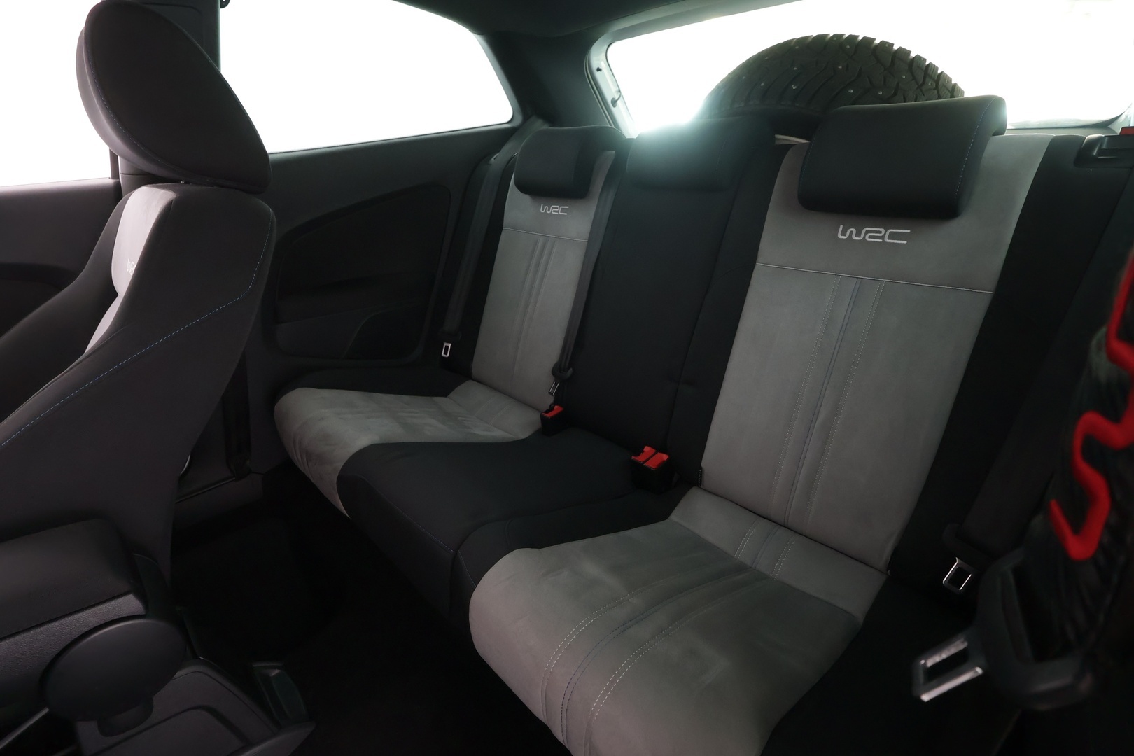 VOLKSWAGEN Polo 2014