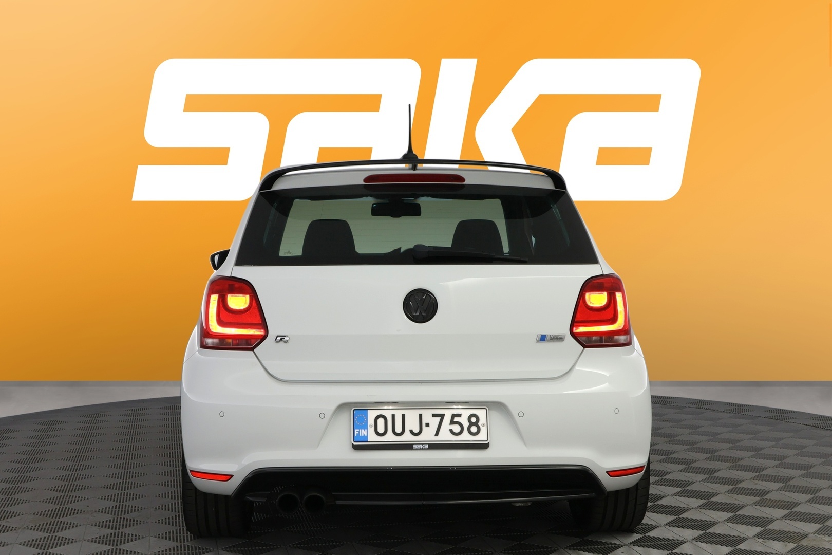 VOLKSWAGEN Polo 2014