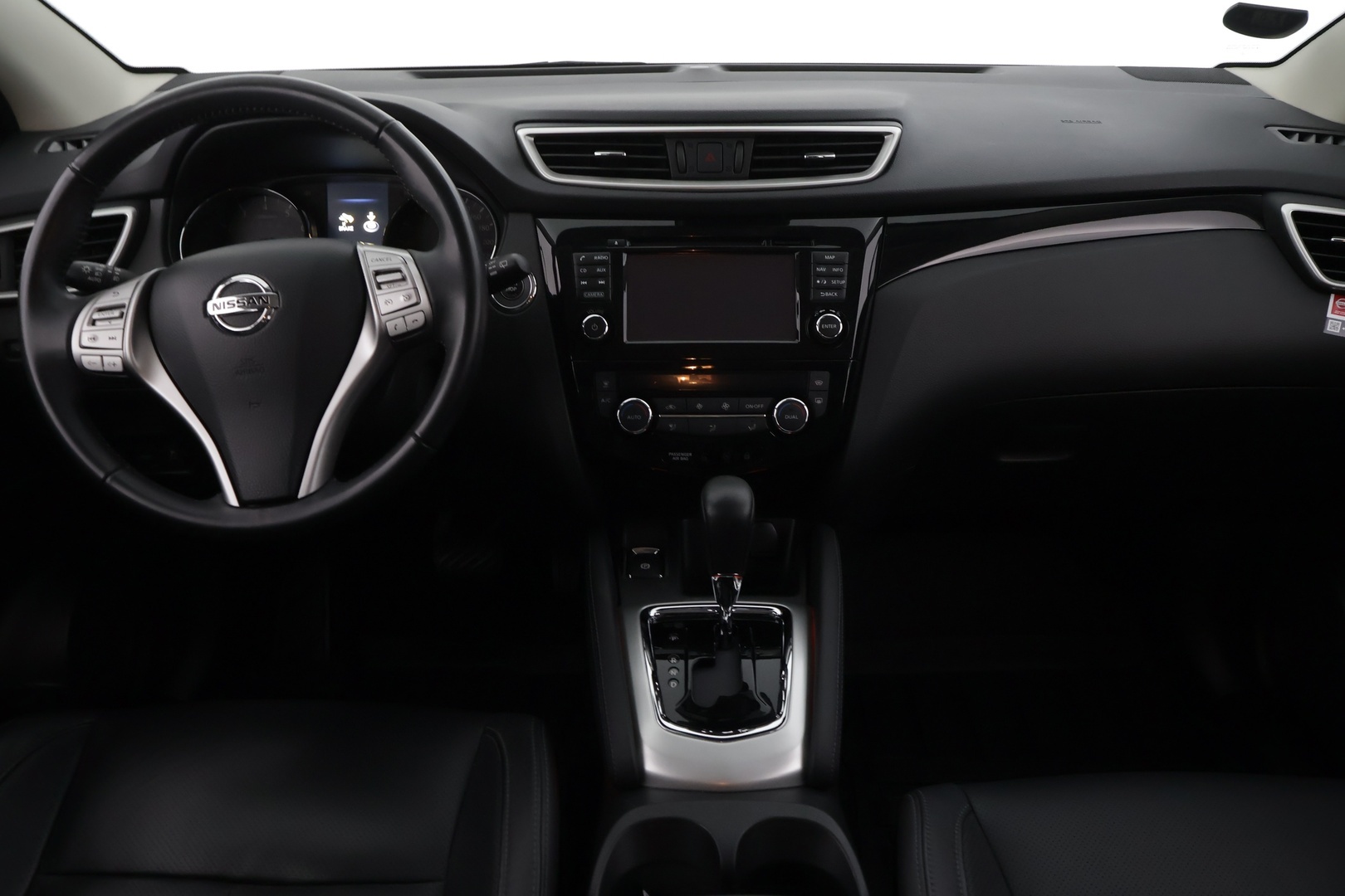 NISSAN Qashqai 2017