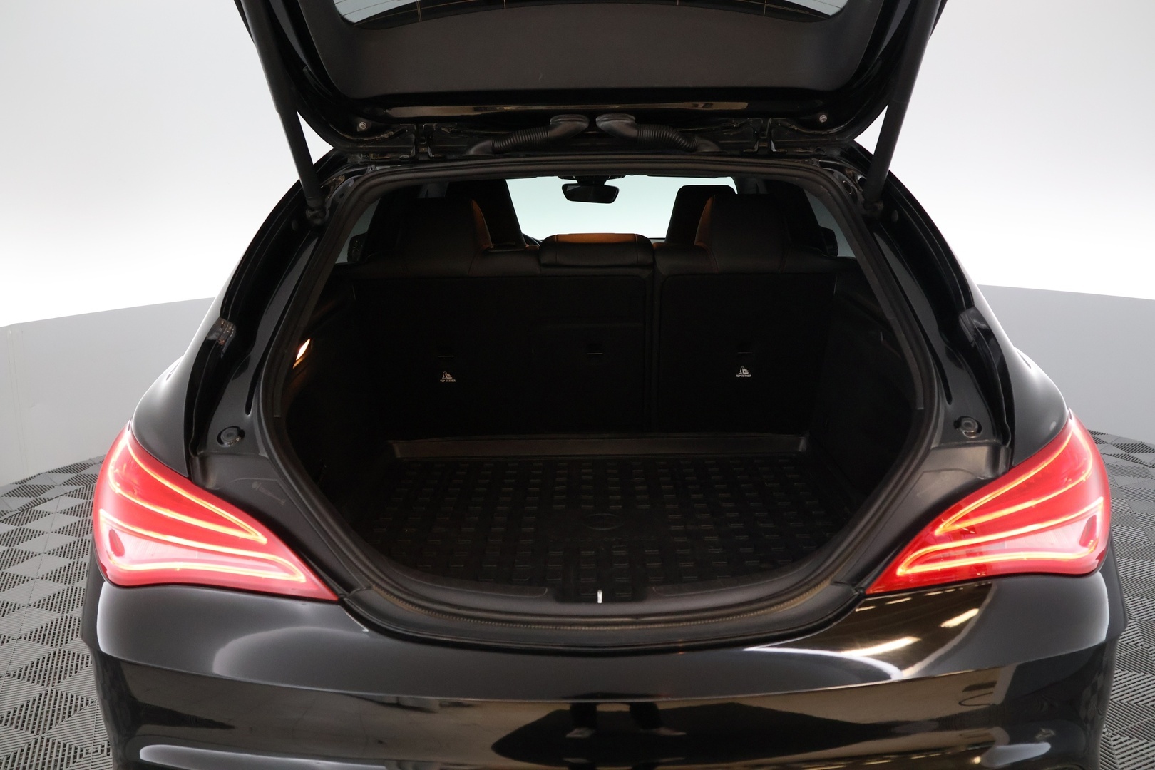 MERCEDES-BENZ CLA 2015