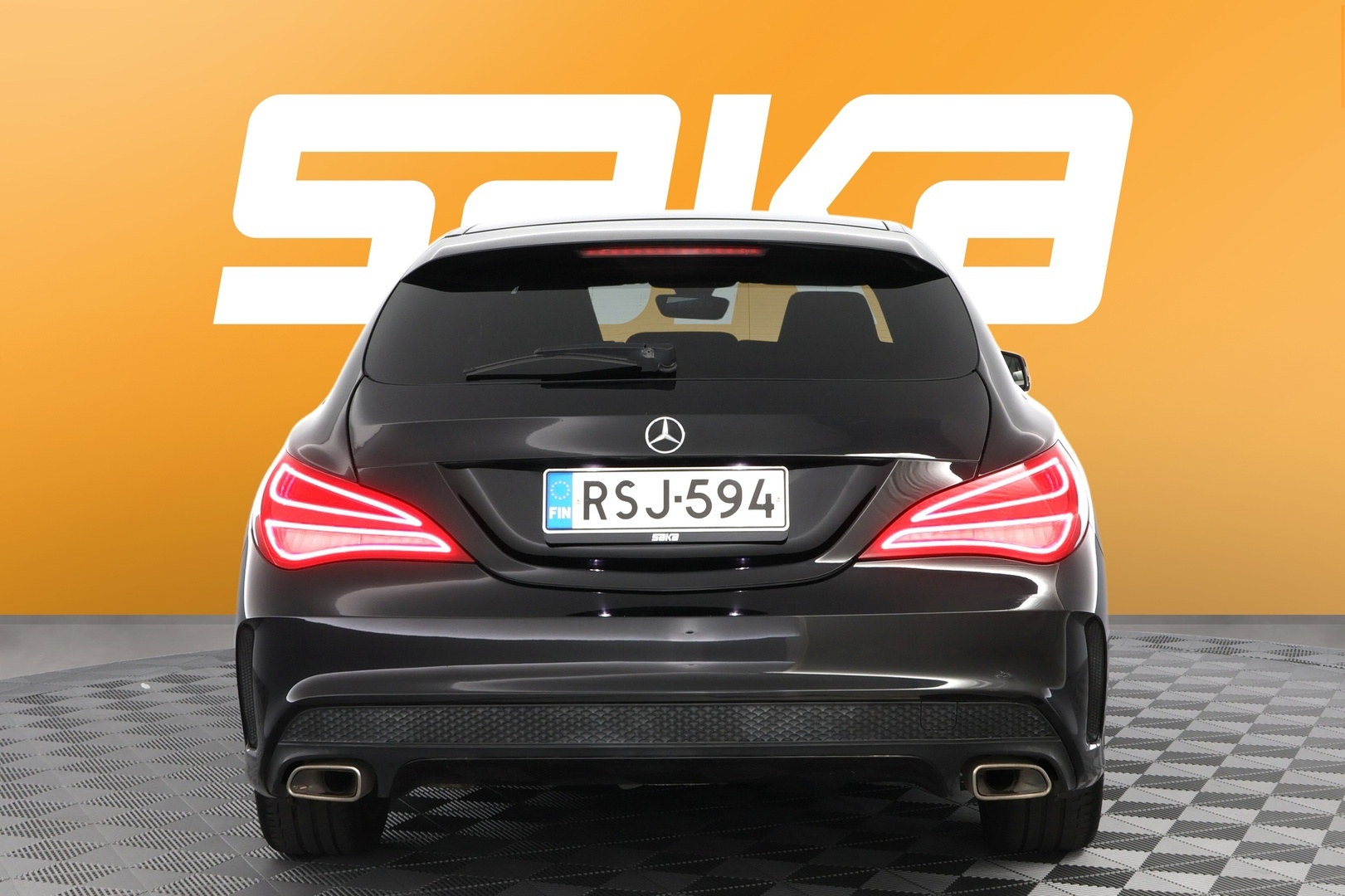 MERCEDES-BENZ CLA 2015