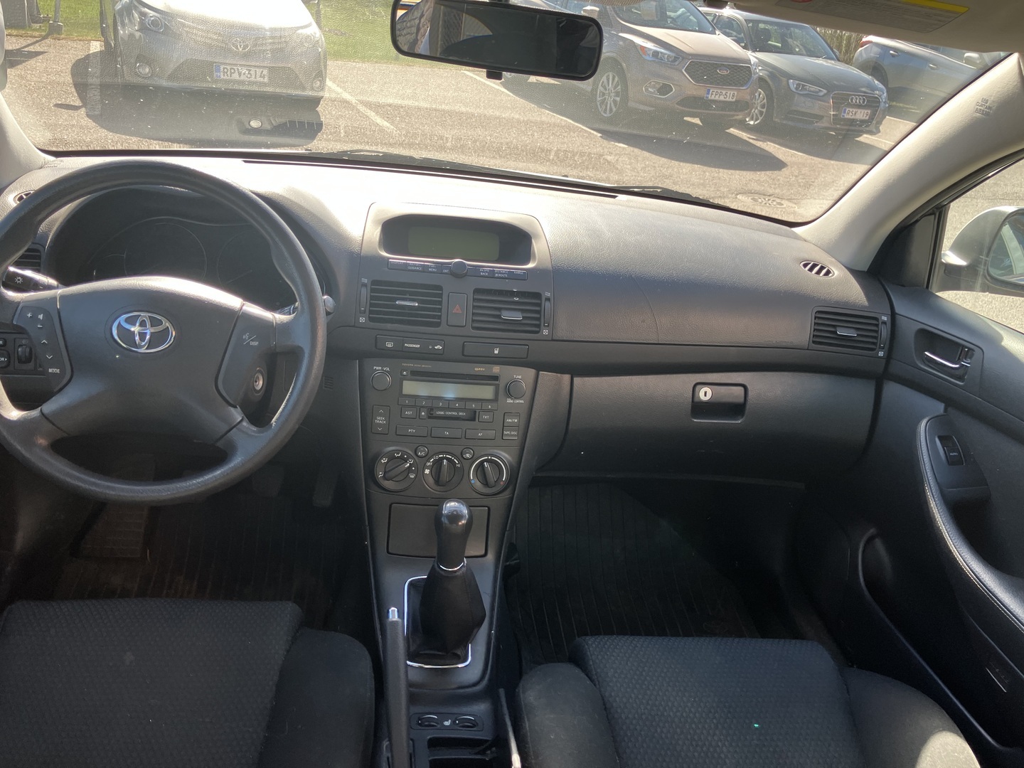 TOYOTA Avensis 2004