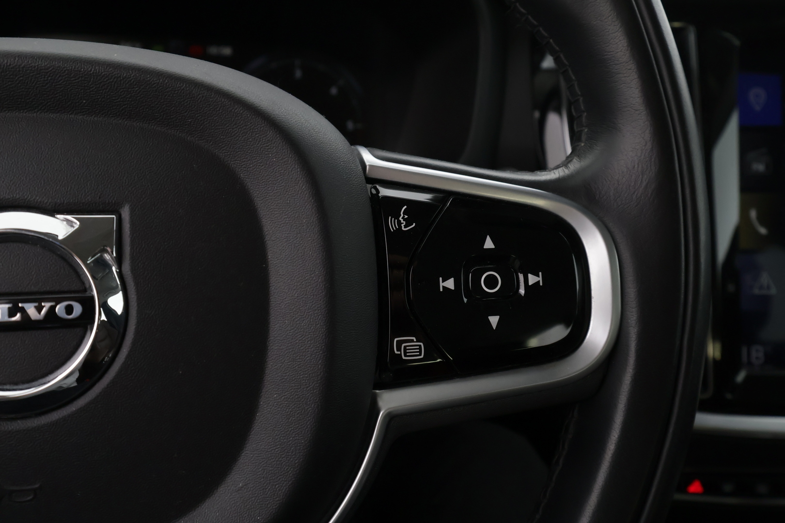 VOLVO V60 2019
