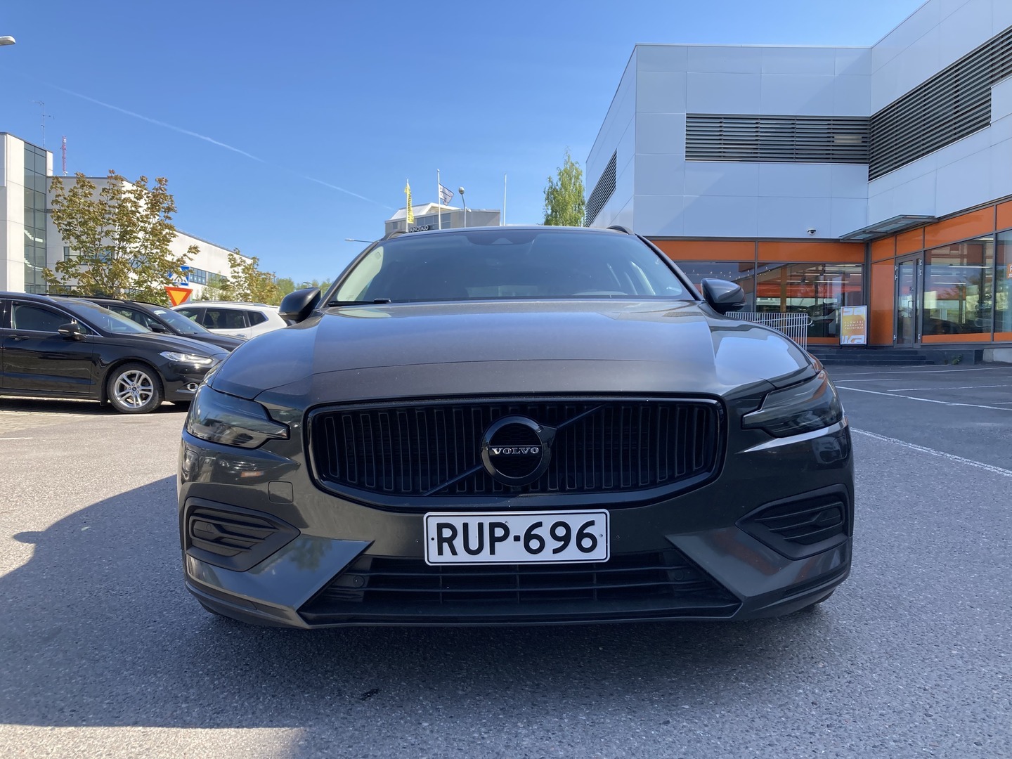 VOLVO V60 2019