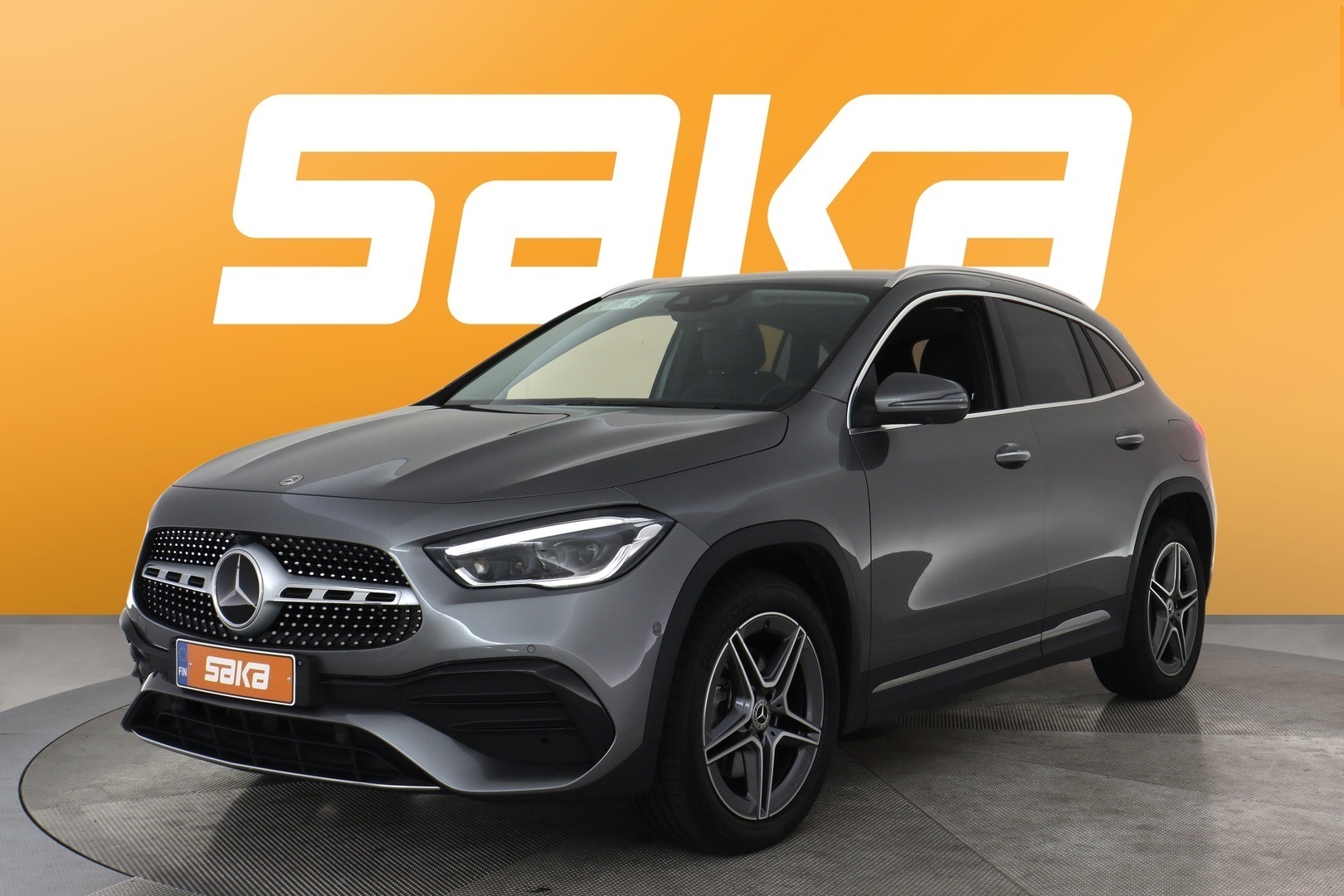 MERCEDES-BENZ GLA 2023