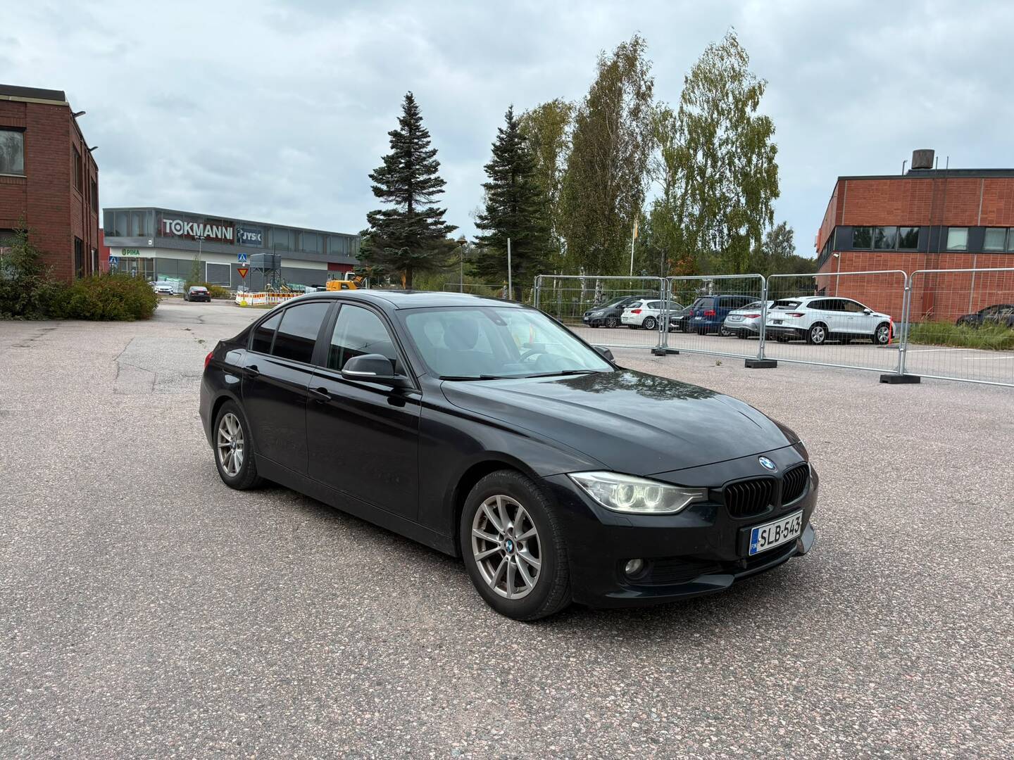 BMW 318 2013