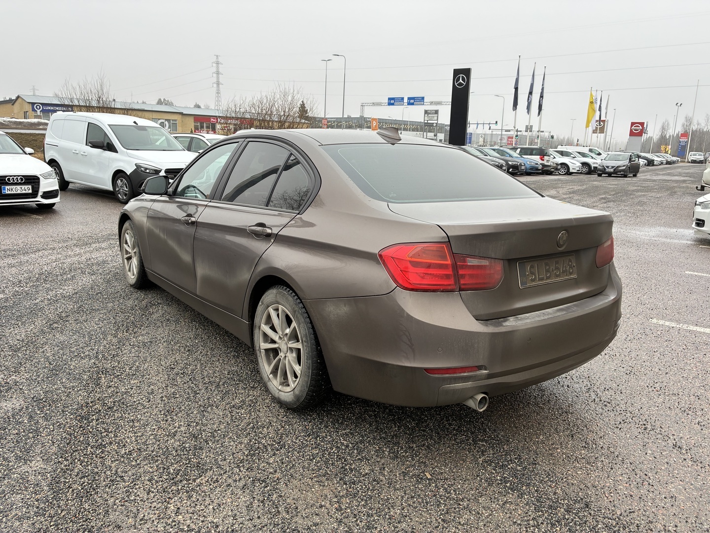 BMW 320 2013