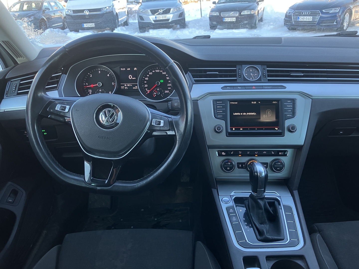 VOLKSWAGEN Passat 2016