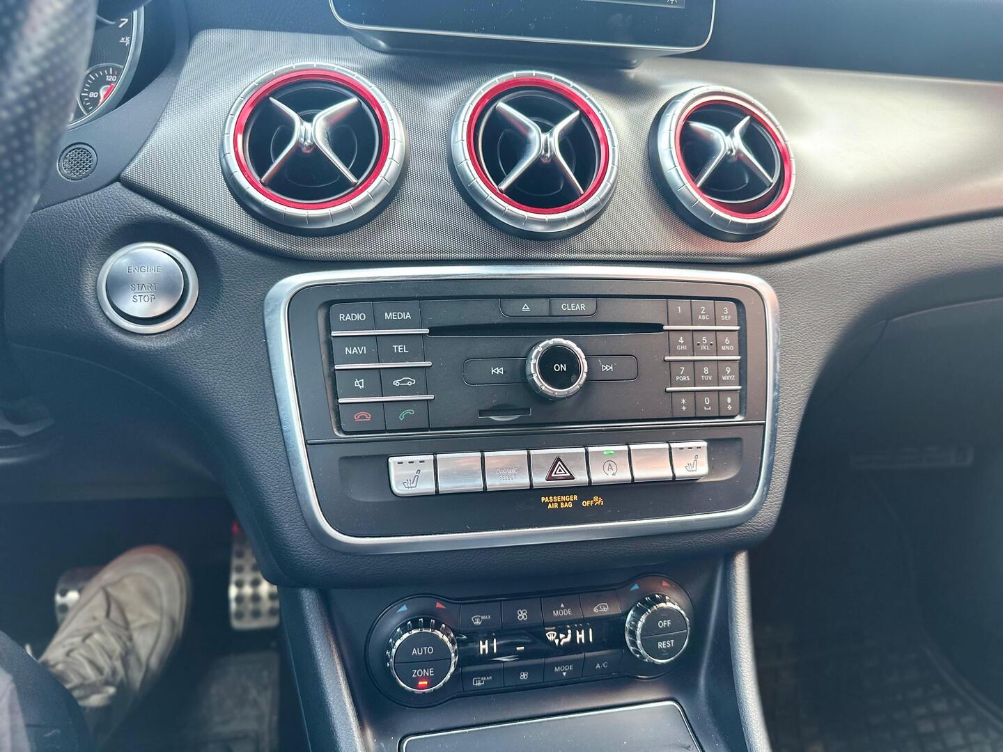 MERCEDES-BENZ CLA 2017