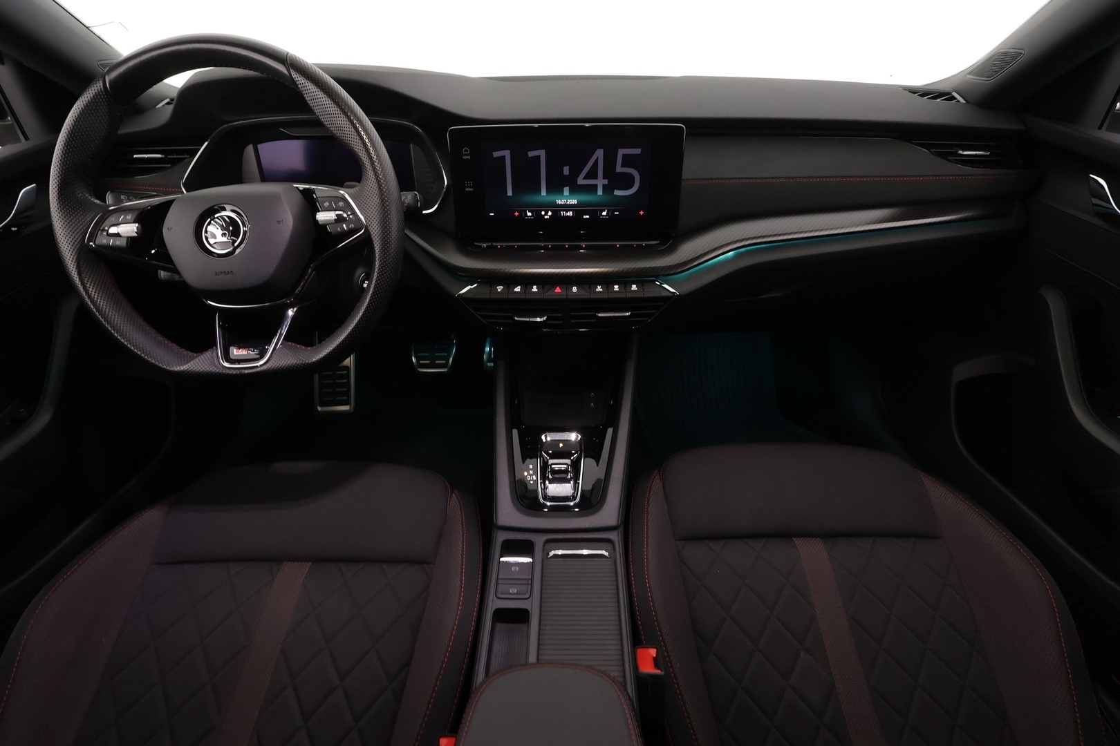 SKODA Octavia 2024
